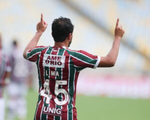 Santos Almeja Novos Reforços e Foca em Lima