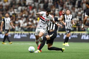 Desafio do São Paulo: Apenas uma vitória em 13 jogos contra o Galo