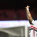 Luciano comemorando gol pelo São Paulo