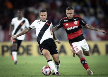 Neymar comenta mercado de transferências do Santos