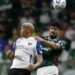 Deyverson em ação pela LDU