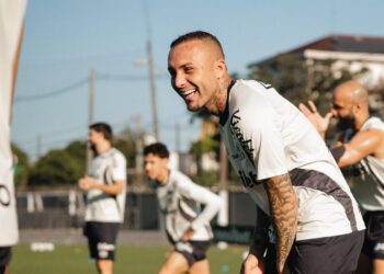 Jogo Santos e Cruzeiro na Vila Belmiro