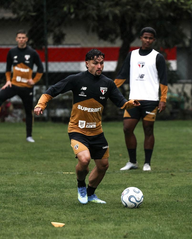 Treino do São Paulo no CT