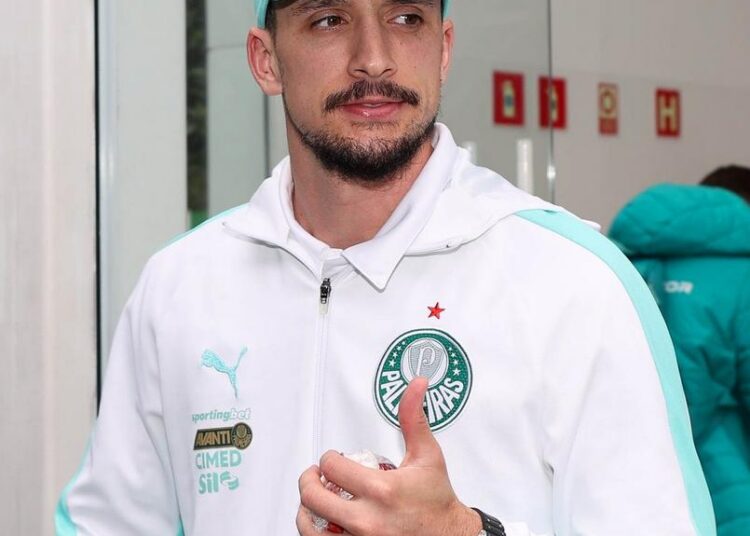 Palmeiras embarcando para Quito
