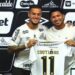 Coutinho e Rony com camisas do Santos