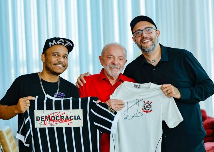 Lula em entrevista sobre a dívida do Corinthians