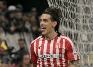 Corinthians é eliminado da Libertadores após pênalti perdido
