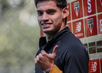 Damián Bobadilla em campo
