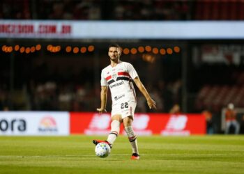 Domingos Duarte em ação pelo São Paulo