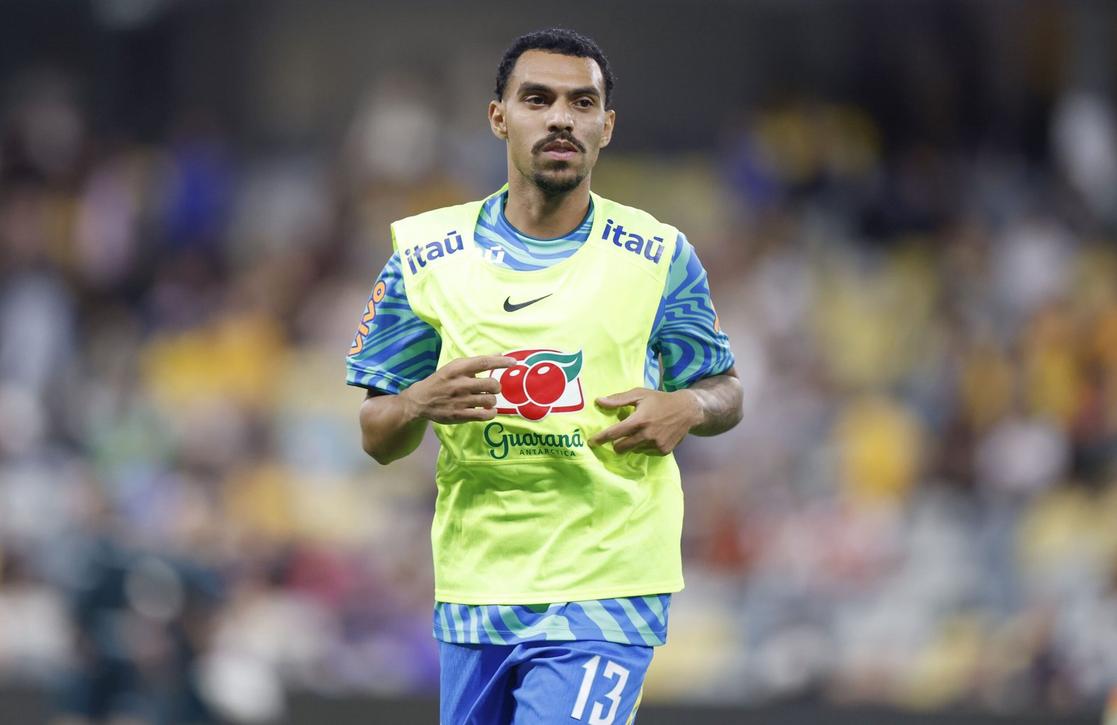 Matheuzinho em ação pela Seleção Brasileira