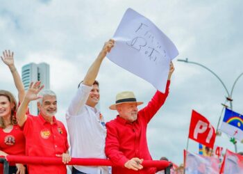 Lula assina Medida Provisória