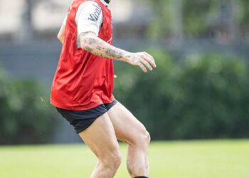 Santos treinando no CT Rei Pelé