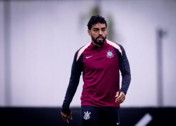 Bidu em campo pelo Corinthians