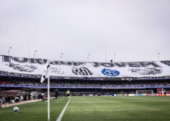 Flamengo aguarda decisão sobre jogo contra o Santos