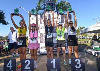 Mulheres no pódio da Corrida dos Distritos