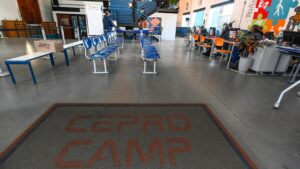 Ceprocamp oferece 342 vagas em 12 cursos gratuitos de qualificação profissional