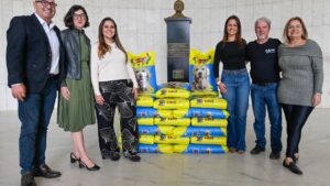 Prefeitura de Campinas recebe doação de ração para animais de Monte Mor