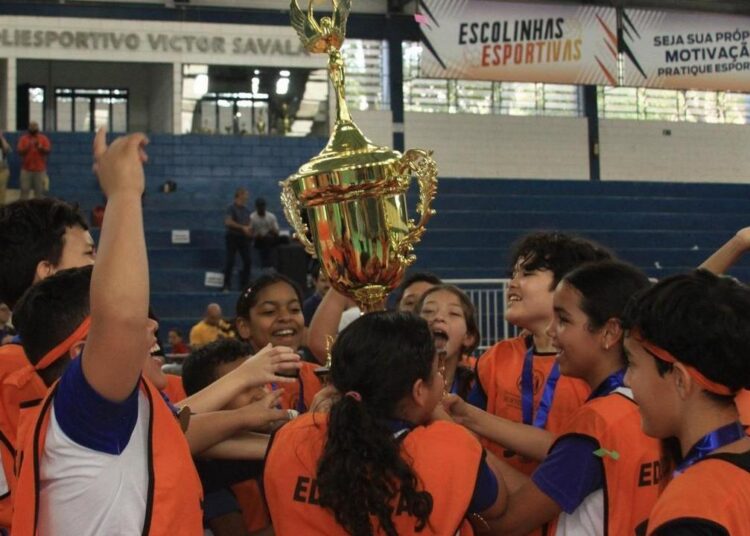 Emef Helena Futava é bicampeã do Torneio de Queimada de Hortolândia