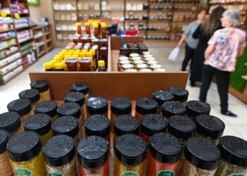Opção individual para escolha da empresa do vale-alimentação até 12 de outubro