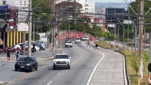Estacionamento irregular gerou 56 mil infrações em 2026 e 3,4 mil por câmeras