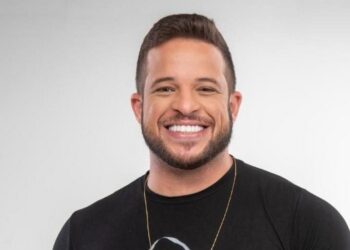 Flávio Andradde “O Tabacudo” é a atração do Hortocity Comedy em Hortolândia