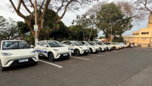 Setec adota frota de carros elétricos e híbridos para reduzir emissão de carbono em Campinas
