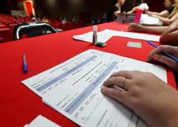 Profissionais têm 15 dias para enviar os documentos e tomar posse