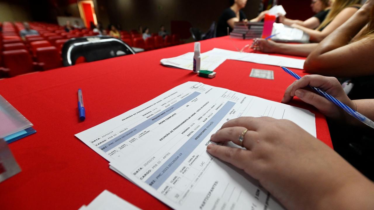 Profissionais têm 15 dias para enviar os documentos e tomar posse