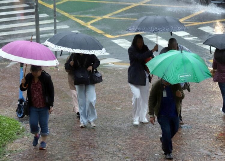 Defesa Civil emitiu alerta de chuva com possibilidades de pancadas moderadas a fortes em Campinas