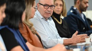 Campinas discute ações do programa SuperAção para famílias vulneráveis