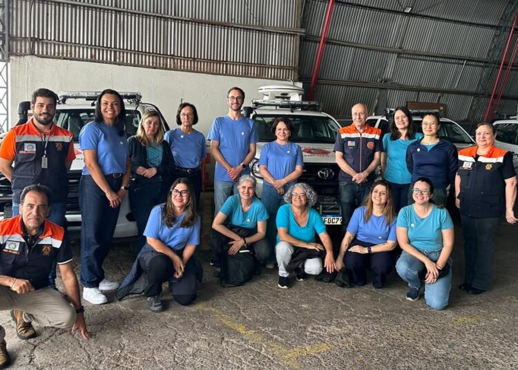 Equipe que participou do Simulado na Defesa Civil de Campinas Grupo também conheceu estrutura do departamento