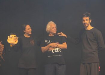 Jésus Sêda explica processo criativo dos bonecos para público