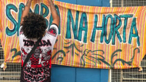 Jovens de bairros de Campinas criam tecnologia própria, moda sustentável e ações culturais contra a crise climática