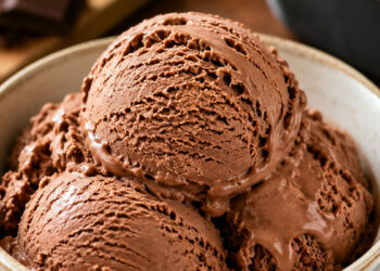 Sorvete de Chocolate Caseiro
