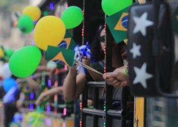 Desfile de 7 de Setembro ocorre na avenida Francisco Glicério, das 8h às 12h