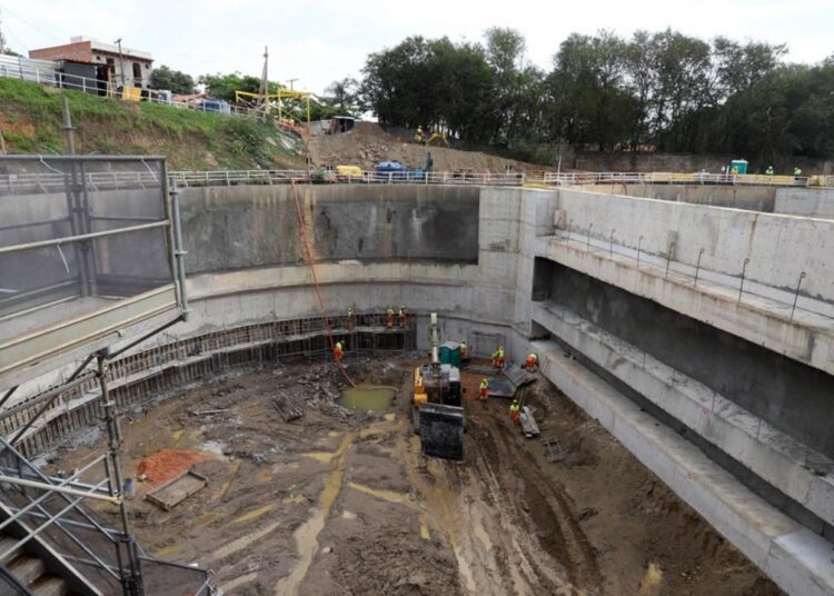 Construção do Reservatório RP-1 na região do Paranapanema