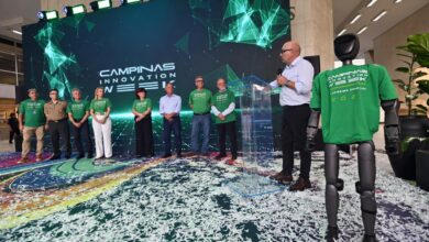 Solenidade de lançamento do Campinas Innovation Week evidenciando conhecimento e tecnologia