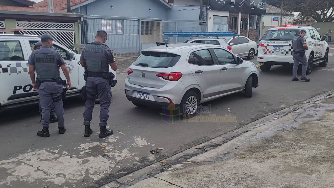 Carro furtado é recuperado após perseguição em Hortolândia