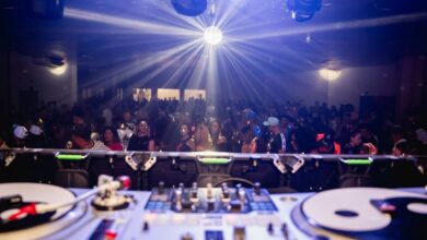 clima das danceterias com black music e encontros entre amigos