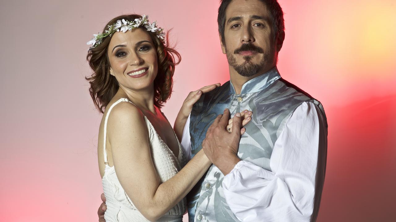 Espetáculo Amantes do Teatro combina humor, reflexão e clássicos da dramaturgia em três sessões