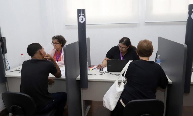 Evento com 50 empresas realizando processos seletivos presenciais para candidatos de Campinas e região