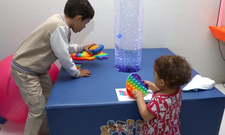 Sala sensorial para crianças e jovens com Transtorno do Espectro Autista no simpósio