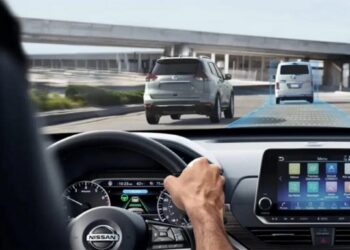 Integração do ProPILOT da Nissan pela Valeo