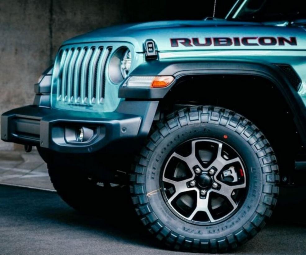 Imagem de recall da câmera de ré em Jeep e Ram.