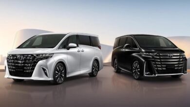 Toyota Alphard em exposição