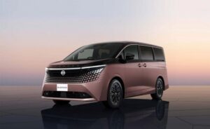Nissan Elgrand: A Minivan que Continua no Japão e Não no Brasil