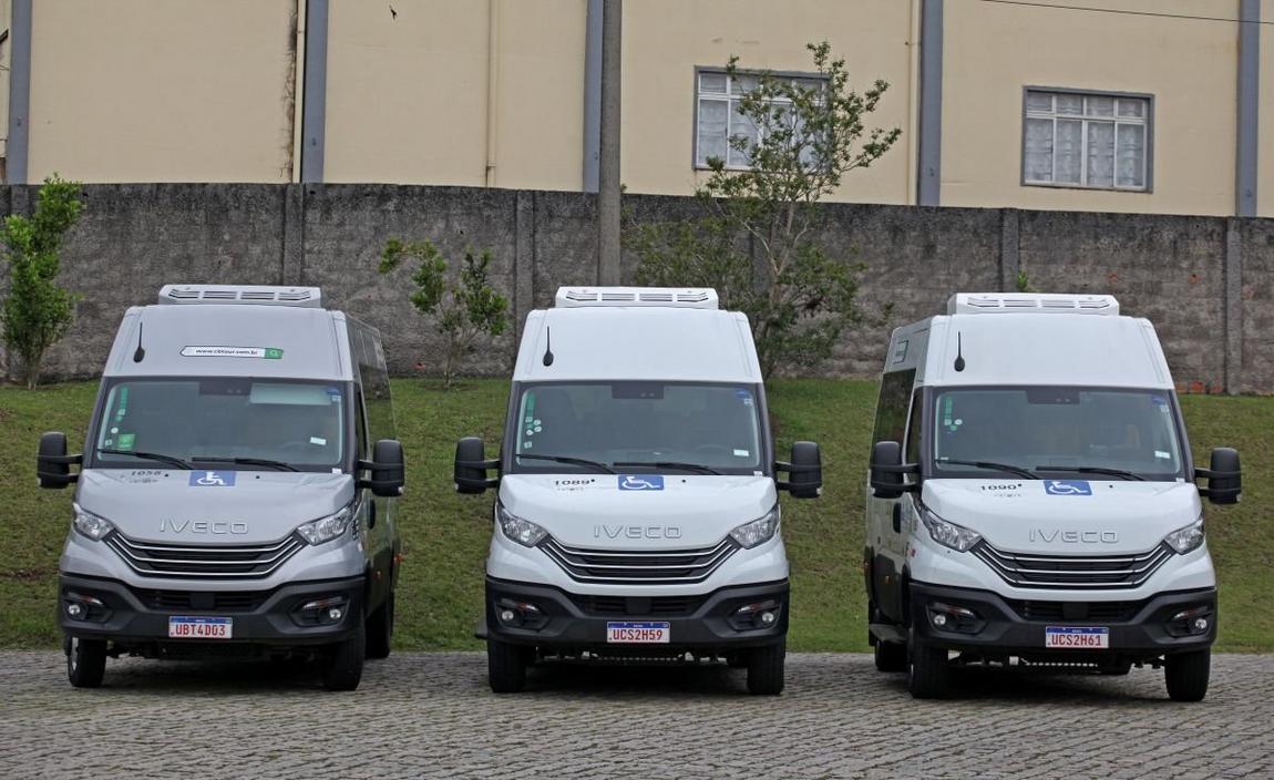 Iveco Bus Daily Minibus em operação
