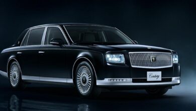 Toyota Century em destaque