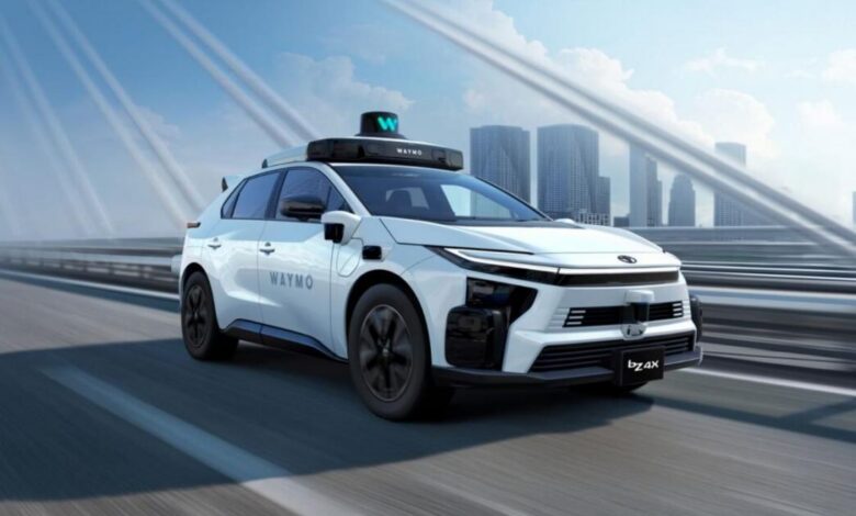 Toyota e Waymo bZ4X em testes autônomos