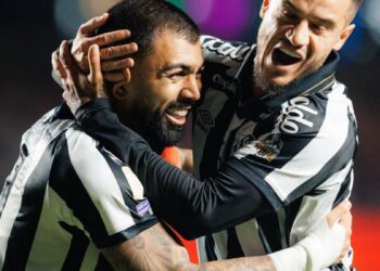 Gabigol em ação pelo Santos